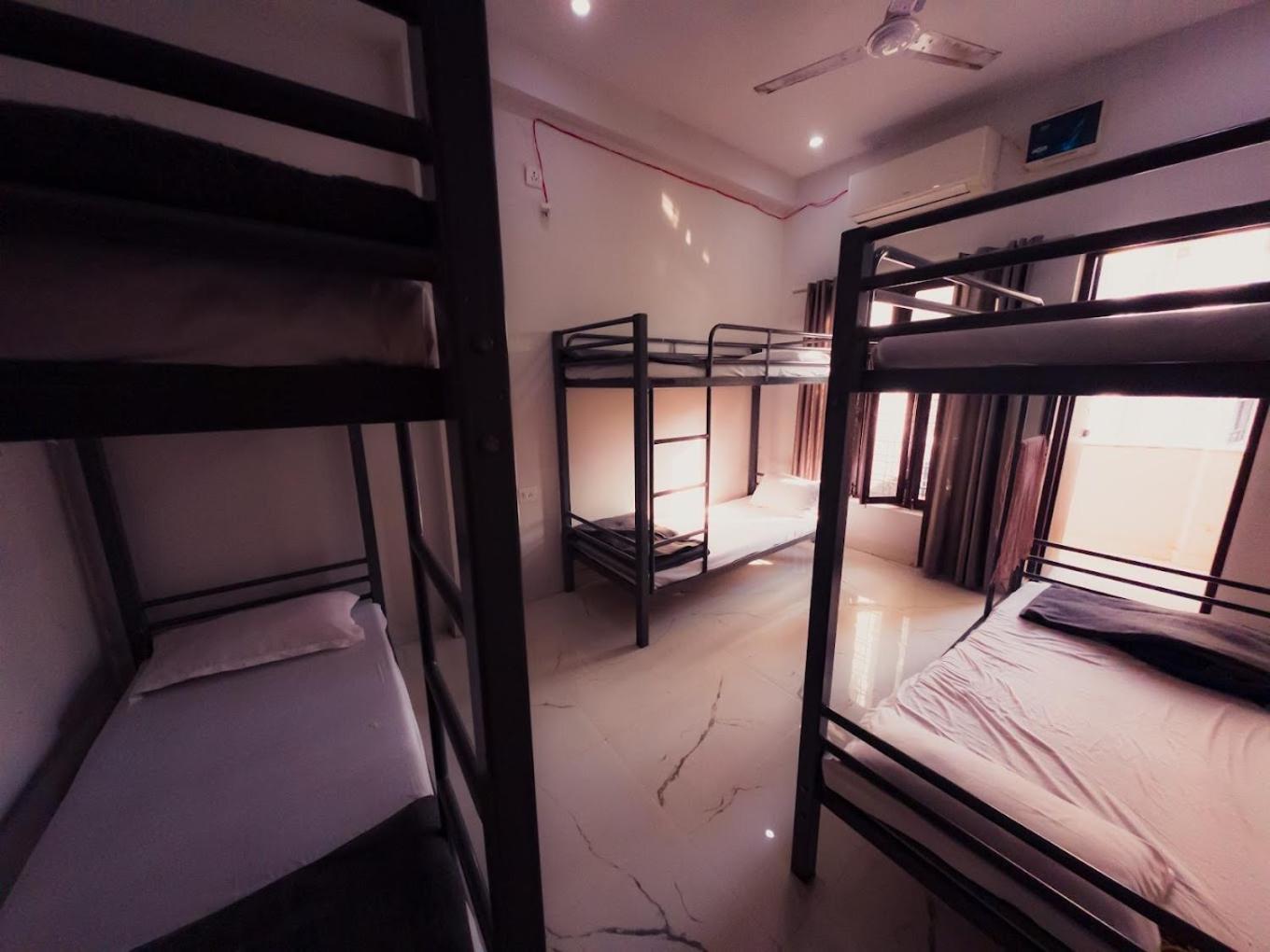 Olt Hostel Rishikesh Ngoại thất bức ảnh